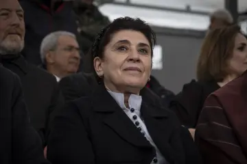 21 Mart 2025 Diyarbakır Amed Newrozu'nda Leyla Zana'nın katıldığı kutlama ve kalabalık etkinlik alanından bir kare.