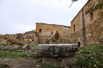Mardin Savur Dereiçi tarihi seten taşı, taş yapılar ve geleneksel üretim kültürü