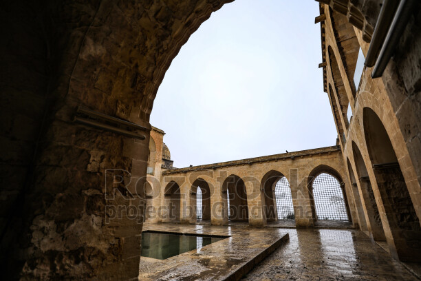 Tarihi Kasımiye Medrese Avlusu Sarı Taş Duvarlar