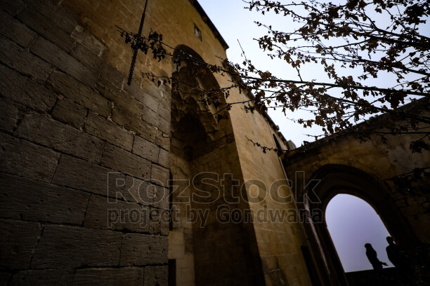 Tarihi Kasımiye Medrese Avlusu Sarı Taş Duvarlar